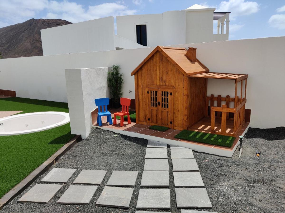Villa Lanzarote Deluxe & Spa Pool Playa Blanca  Exterior photo