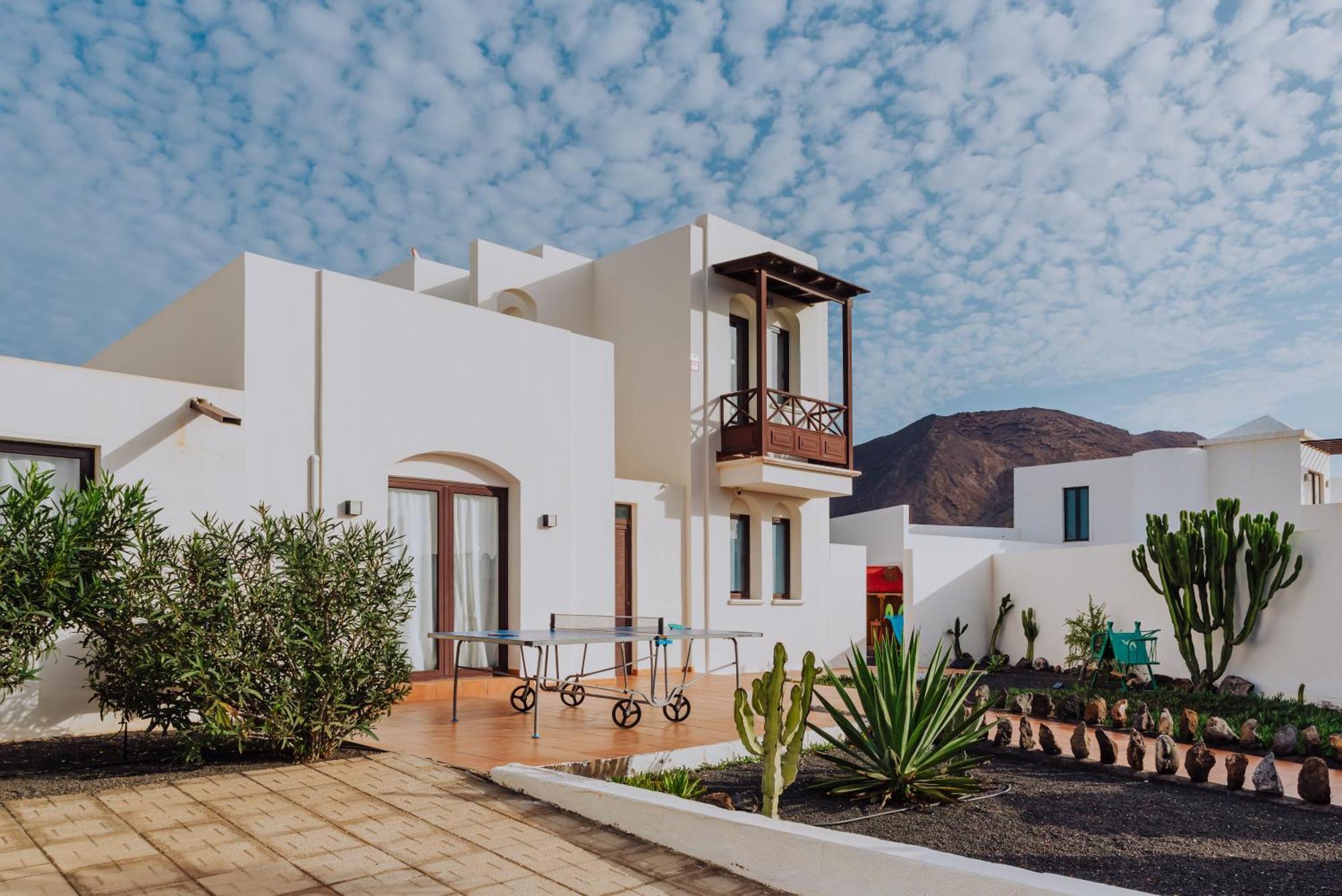 Villa Lanzarote Deluxe & Spa Pool Playa Blanca  Exterior photo